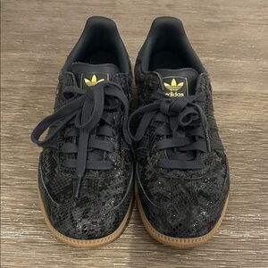 Adidas Grey & Black Snake print Sneakers